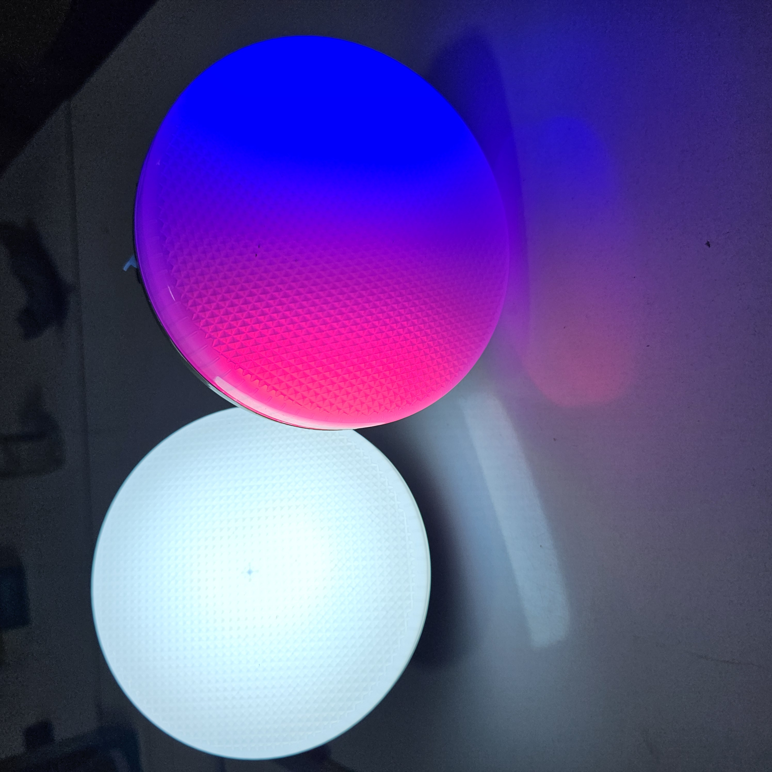 چراغ آویز چادر کمپینگ مدل ufo nagnetic light